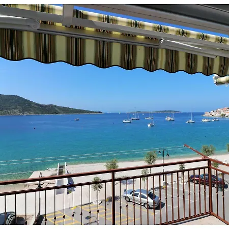 Apartmani Petra Primošten Extérieur photo
